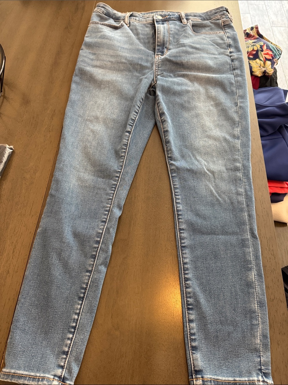 AE Light Blue Women's Skinny Jeans